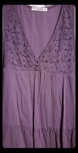 NEW sleeveless Blouse